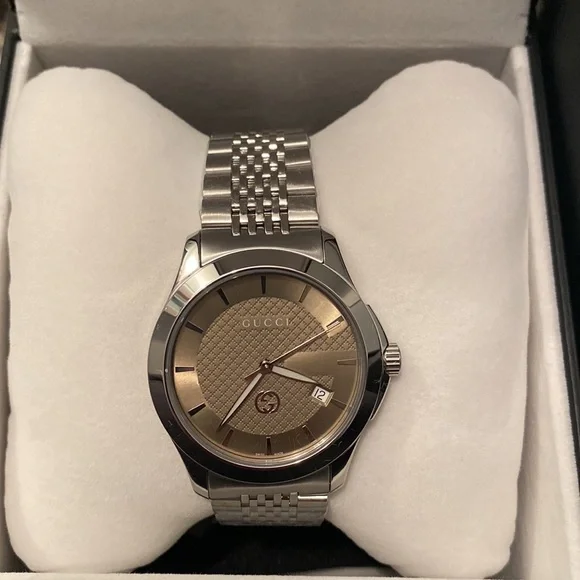 Gucci 126 G-Timeless Mens Stainless Steel Swiss Quartz Watch